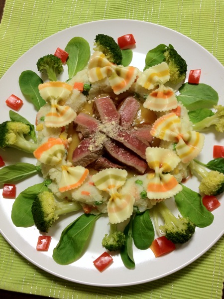 マウのバースデーディナープレート