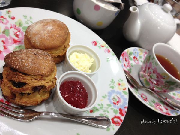 Cath's Cafe クリームティーセット900円